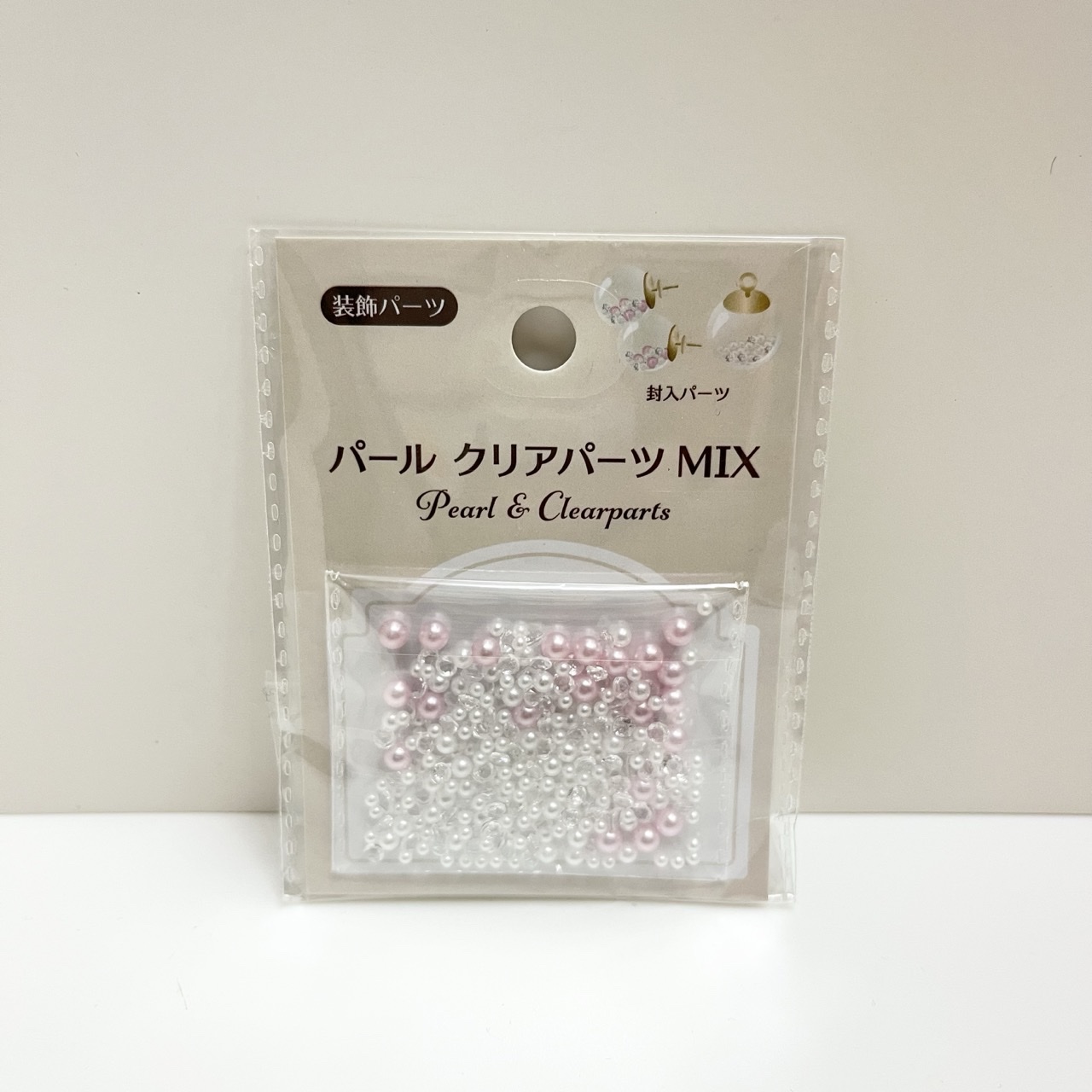 セリアのパール クリアパーツMIXのパッケージ