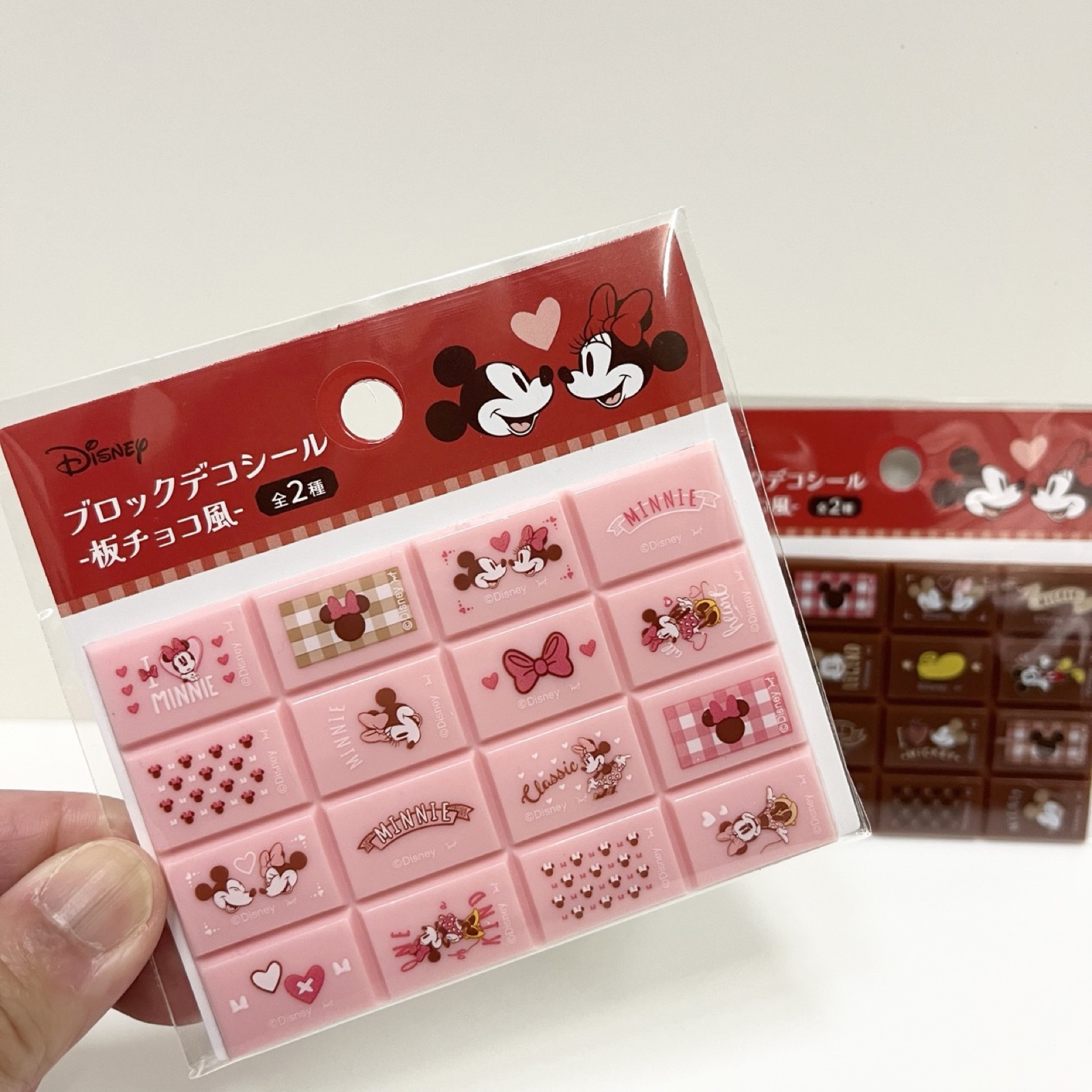 ミッキー&ミニー 板チョコ風ブロックデコシール ピンクのアップ
