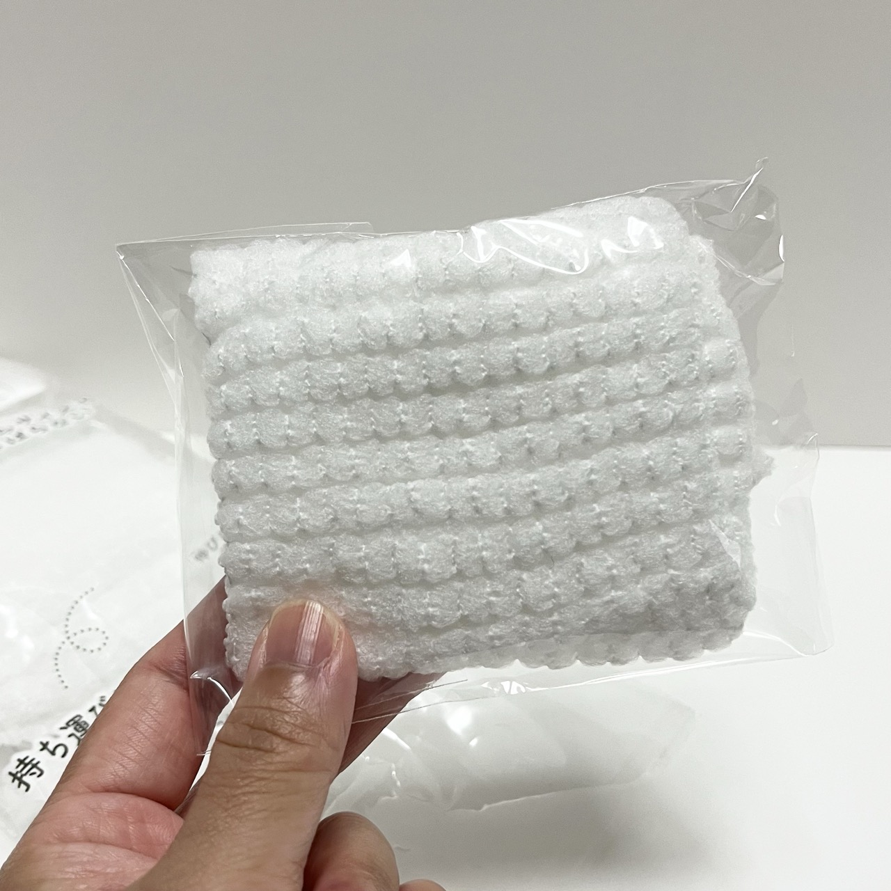 使い切りボディタオルの個包装